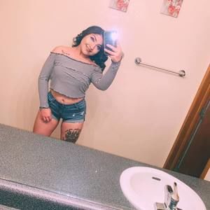 Meet your Posher, Clau g